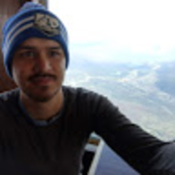 Meet your Posher, Alex - Picture 1 of 1